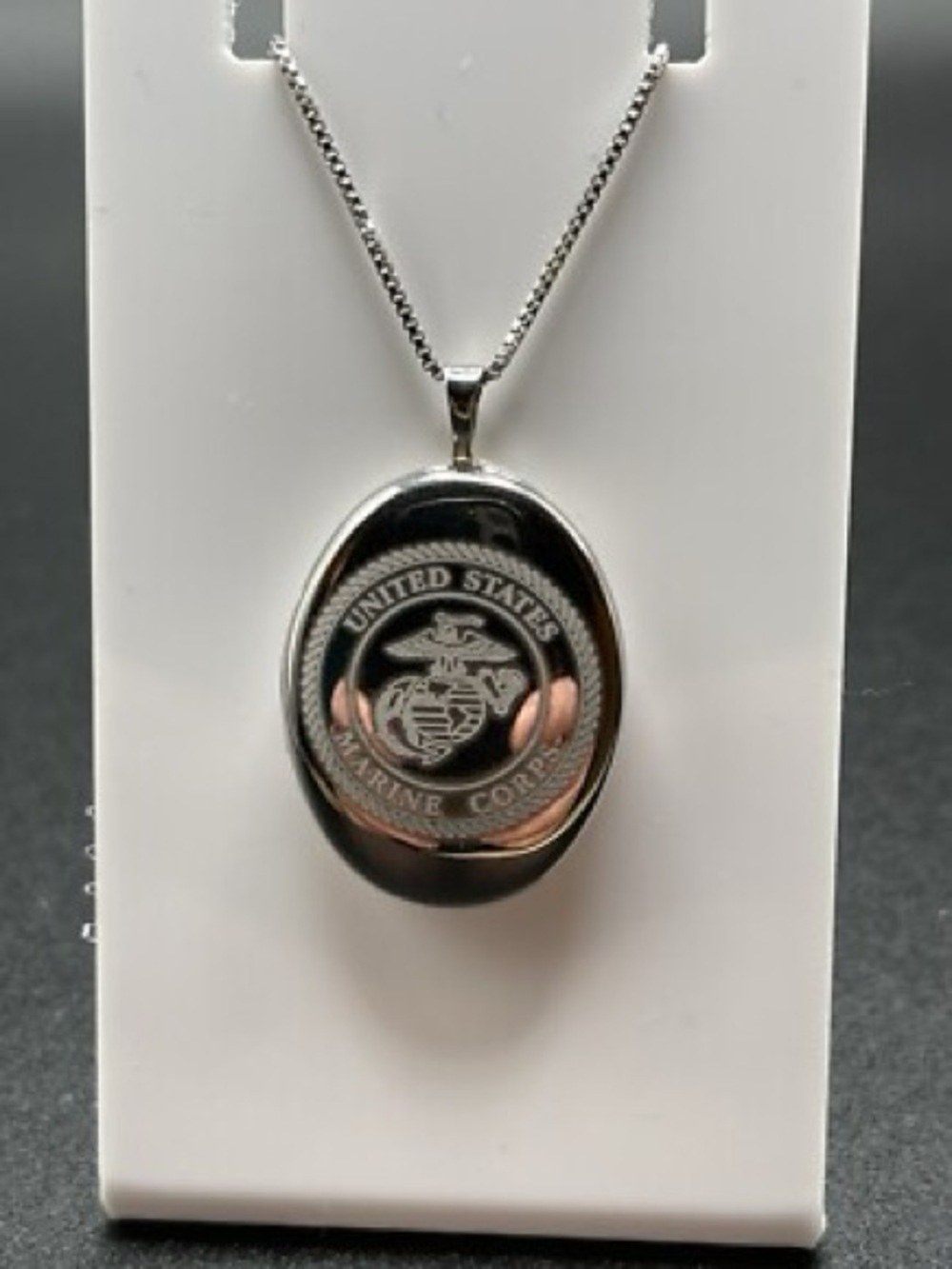 Reeds Jewelers sterling Silver Oval Locket Necklace United States Marine Corps